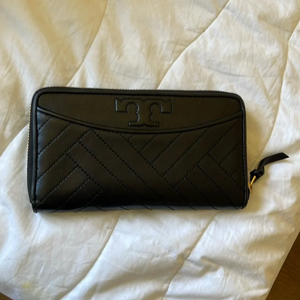 Tory Burch Alexa Zip continental wallet